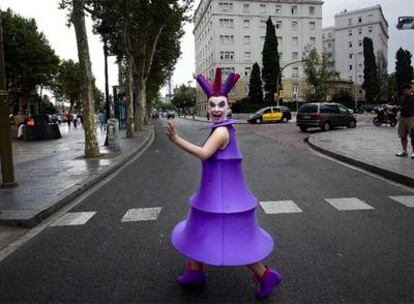 Fafá Franco se dirige a La Rambla para sumarse al baile de presentación de la feria.