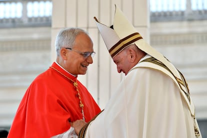 El Papa Francisco felicitaba al recien nombrado Cardenal Prevost, el 30 de septiembre de 2023.