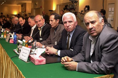 Miembros de las facciones palestinas reunidos en El Cairo para acordar una tregua.