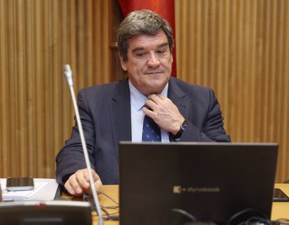 El ministro de Inclusión, Seguridad Social y Migraciones, José Luis Escrivá, el jueves en el Congreso.