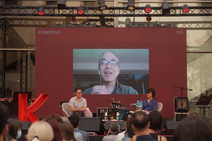 El escritor Ted Chiang, durante su intervención en el festival Kosmopolis, en el Centro de Cultura Contemporánea de Barcelona.