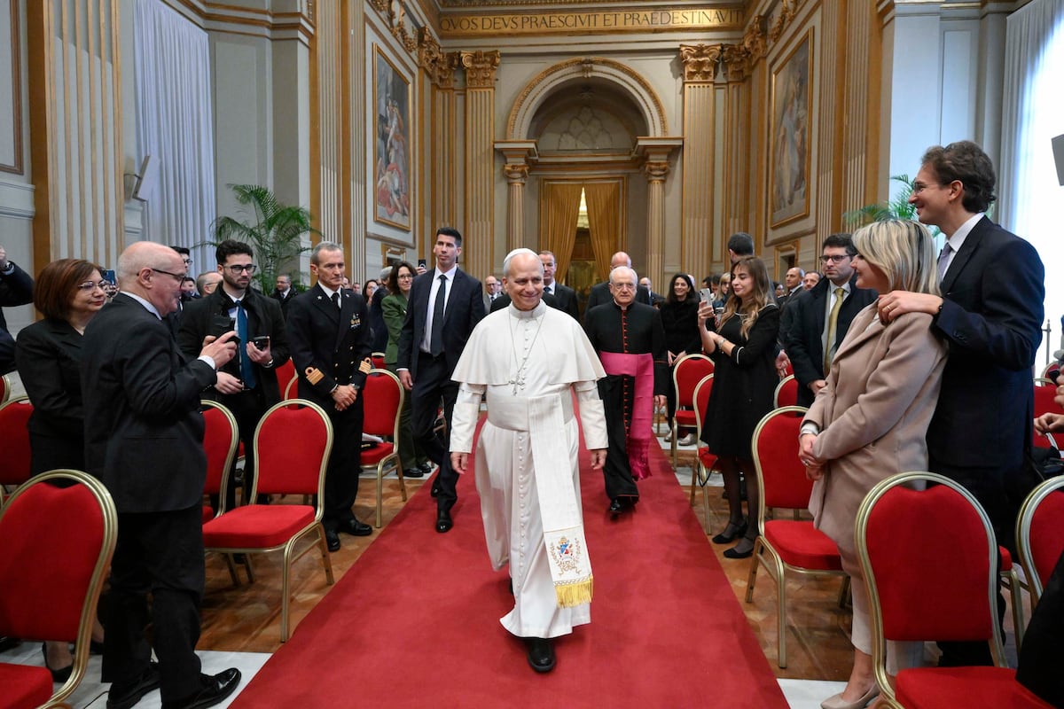León XIV se traslada al apartamento en el Palacio Apostólico 10 meses después de ser elegido Papa