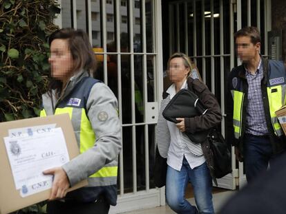 Registro en el domicilio de Jordi Pujol, en Barcelona.