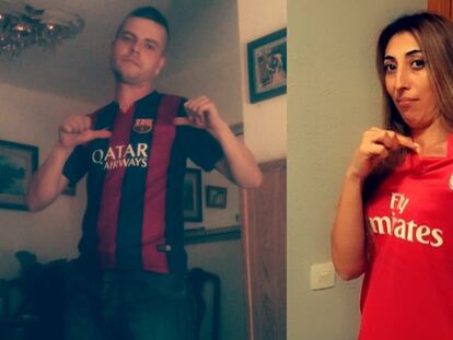 Javier Pérez y su novia en una foto donde visten la camiseta del equipo rival tras perder una apuesta.