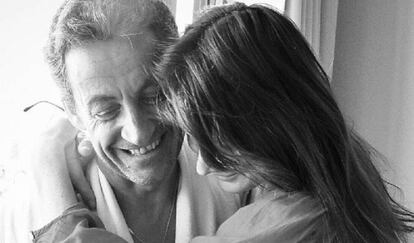 Sarkozy y Carla Bruni en una imagen de Instagram.