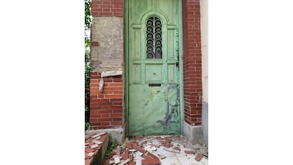 Estado de la entrada principal de la casa de Vicente Aleixandre, Velintonia.