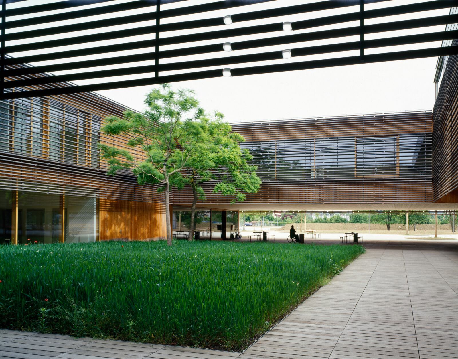 Patio del Hospital Rehab Center.