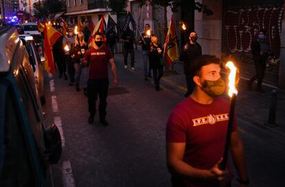 La marcha de las antorchas en Benimaclet (Valencia).