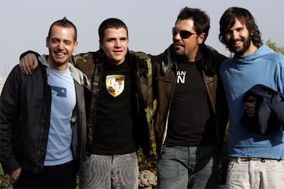 El Canto del Loco a mediados de los años noventa. De izquierda a derecha, Chema Ruiz (bajo), Dani Martín (voz), Jandro Velázquez (batería) y David Otero (guitarra).