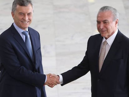 Os presidentes Maurício Macri e Michel Temer, em um encontro em Brasília.