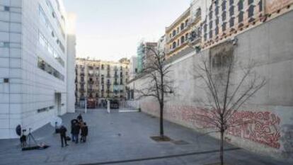 El espacio donde el Ayuntamiento propone que crezca el Macba o el CAP.