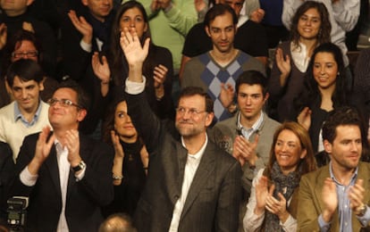 Mariano Rajoy, en San Sebastián junto a Antonio Basagoiti.