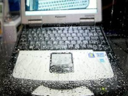 ordenador portátil Panasonic modelo Toughbook CF-31. EFE/Archivo