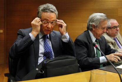 Francisco Mart&iacute;nez Garc&iacute;a, exdirector financiero de la CAM, en las Cortes.