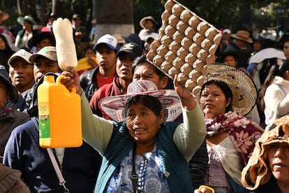 Protesta contra el Gobierno de Bolivia, ante el encarecimiento de los alimentos.