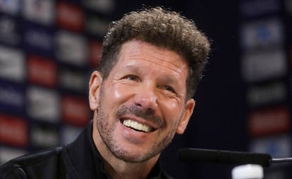Simeone durante la rueda de prensa este viernes.