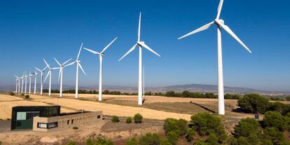 Parque eólico Montes del Cierzo, operado por Enerfín en Navarra.