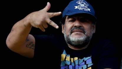 Maradona, en un partit de Boca el 2015.