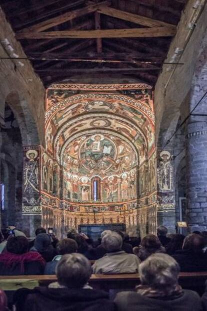 El 'mapping' que es projecta a Sant Climent de Taüll.