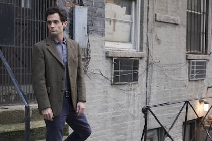 Penn Badgley en el primer episodio de 'You'.