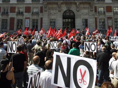 Protesta de empleados p&uacute;blicos en Sol en 2012. 