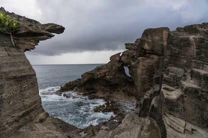 Tras más de tres décadas de incumplimiento, lo que exigen actualmente “es un deslinde, expropiación de los terrenos, la instalación de un cuartel de vigilantes y el comienzo de un plan de manejo comunitario para la Reserva Natural, Marina y Arqueológica Cueva del Indio", explican las organizaciones. 