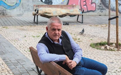 Carlos Susías en una plaza de Lavapiés.