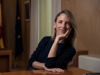 La portavoz del PP en el Congreso, Cayetana Álvarez de Toledo, en su despacho del Congreso en octubre del año pasado.