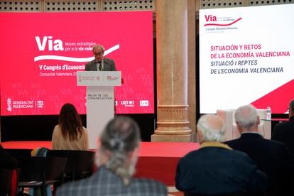 El director del Ivie, Francisco Pérez, en la presentación de la jornada del V Congreso de Economía Valenciana de este lunes en Valencia.