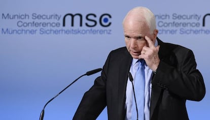 O senador John McCain, na sexta-feira em Munique