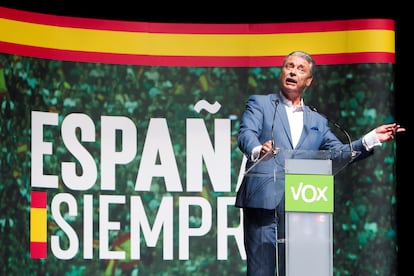 El general Antonio Budiño, durante un mitin de Vox en Vigo (Pontevedra) en la precampaña de las elecciones generales de noviembre de 2019.