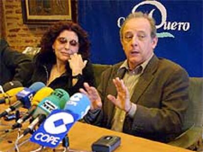 Charo López y Emilio Gutiérrez Caba, el miércoles en Salamanca.