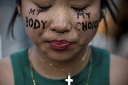 Una joven durante una manifestación a favor de los derechos reproductivos, este sábado en Washington (EEUU).