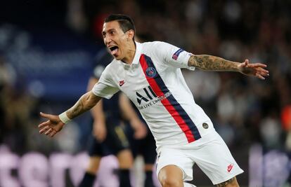 El jugador del PSG Ángel Di María celebra su segundo gol.