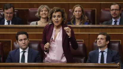 Dolors Montserrat durante la sesión de control al Gobierno de este miércoles. 
 
 
 