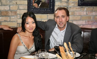 Nicolas Cage y Alice Kim.