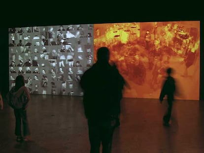 Aspecto de la instalación <i>Taken,</i> 2002, del artista David Rokeby.