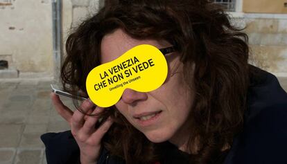 Valeria Bottalico, experta en arte y accesibilidad que ha colaborado con Abad, promociona el proyecto.
