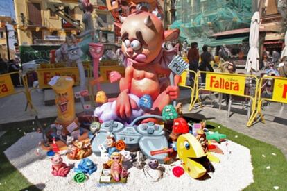 Falla infantil de la plaza del Doctor Collado.