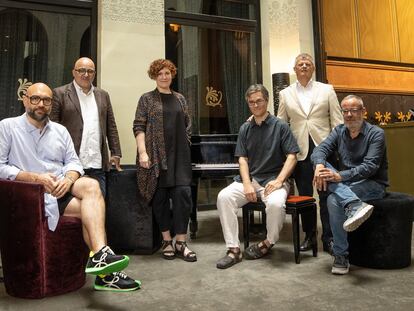 Parte del equipo artístico de 'The Fairy Queen' (de izquierda derecha, Sabata, Rechi, Salaberri, Espasa, el director del festival Oriol Aguilà, y Rodríguez Vega)..