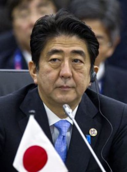 El primer ministro de Jap&oacute;n, Shinzo Abe, en la cumbre de la Asociaci&oacute;n de Naciones del Sudeste Asi&aacute;tico (ASEAN), en Bandar Seri Begawan (Brunei), la pasada semana.