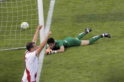 Pablo Hernandez celebra el primer gol contra el Levante.