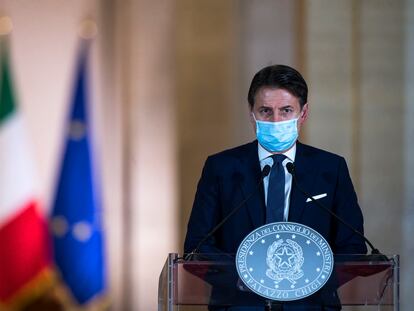 El primer ministro italiano, Giuseppe Conte, durante su comparecencia del domingo.