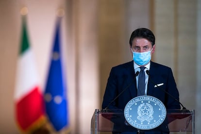 El primer ministro italiano, Giuseppe Conte, durante su comparecencia del domingo.