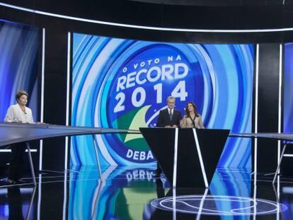 Dilma Rousseff y A&eacute;cio Neves en el debate del domingo.