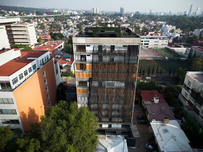 Vista aérea de un conjunto habitacional ubicado en Río de la Magdalena 260, en Ciudad de México.