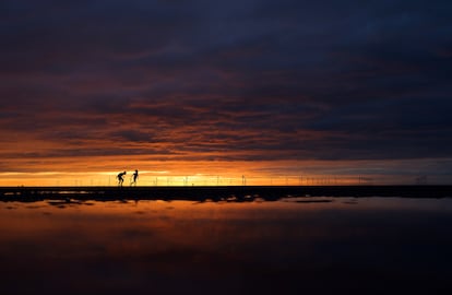 Pôr do sol em uma praia de New Brighton. Bianca adorava a praia, como lembra o primo Pedro Ivo na carta em sua homenagem.