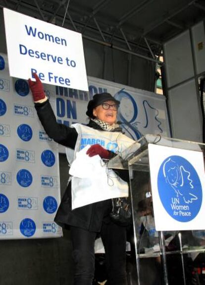 Susan Sarandon durante la marcha anual de mujeres por la paz en Nueva York, en 2013.