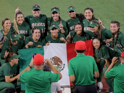 Las jugadoras del equipo de sóftbol de México, durante los Juegos Olímpicos.