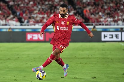 Mo Salah, el jugador que más puntos ha dado en la historia de Fantasy Premier League, en un amistoso este verano.